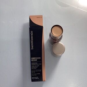 (Discontinued) COMPLEXION Desert6.5 RESCUE HYDRATING FOUNDATION STICK